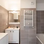 Апартаменты L8 Calm, Panoramic Sea View Withterrace, Parking & Ac Сен-Лоран-дю-Вар