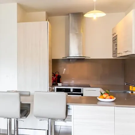 Apartment L8 Calm, Panoramic Sea View Withterrace, Parking & Ac Saint-Laurent-du-Var